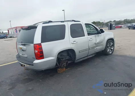 2010 Chevrolet Tahoe Ls z USA, uszkodzony, nr VIN 1GNUCAE00AR114317